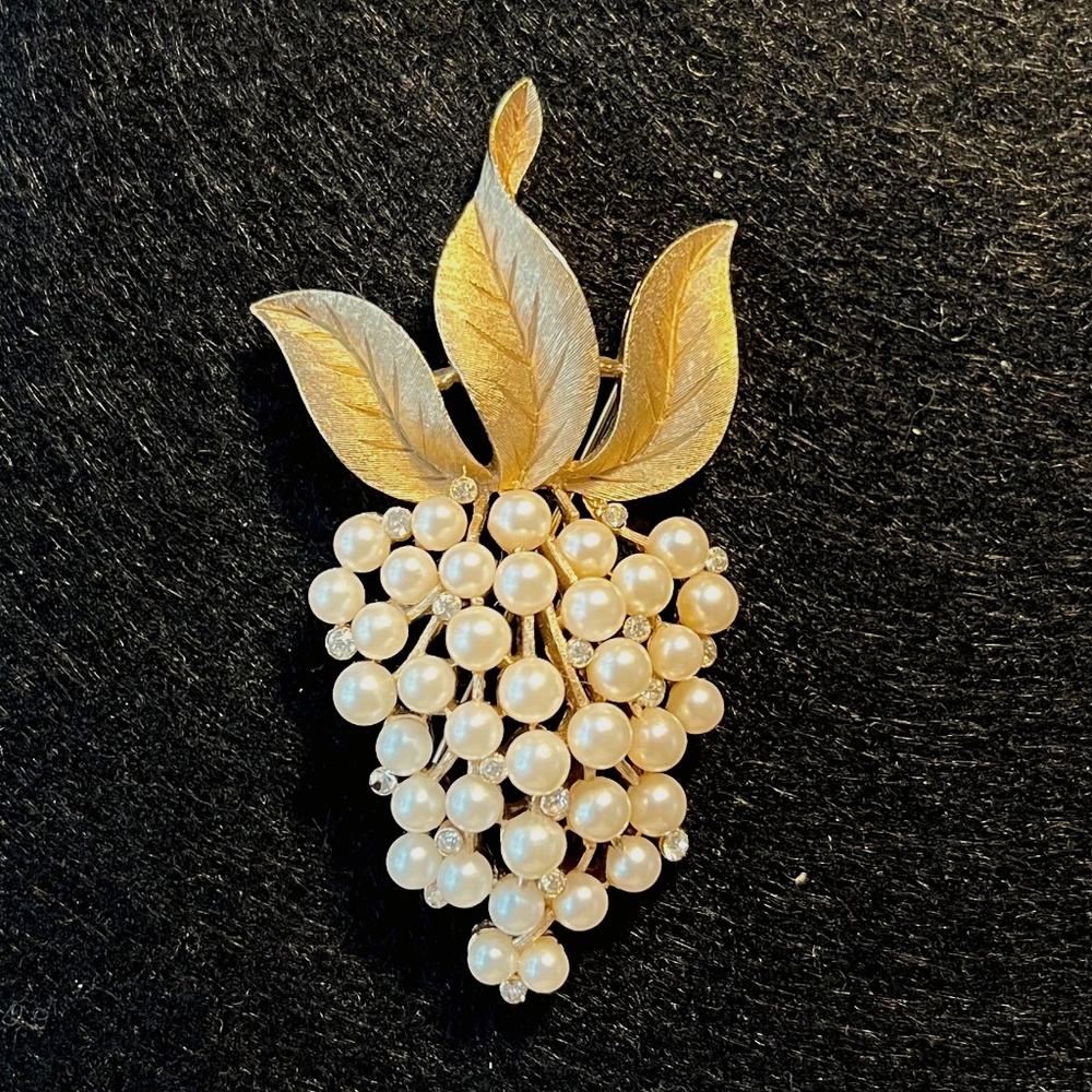 Vintage Brooch, Crown Trifari Copyright Grape Cluster Pearls & Rhinestones